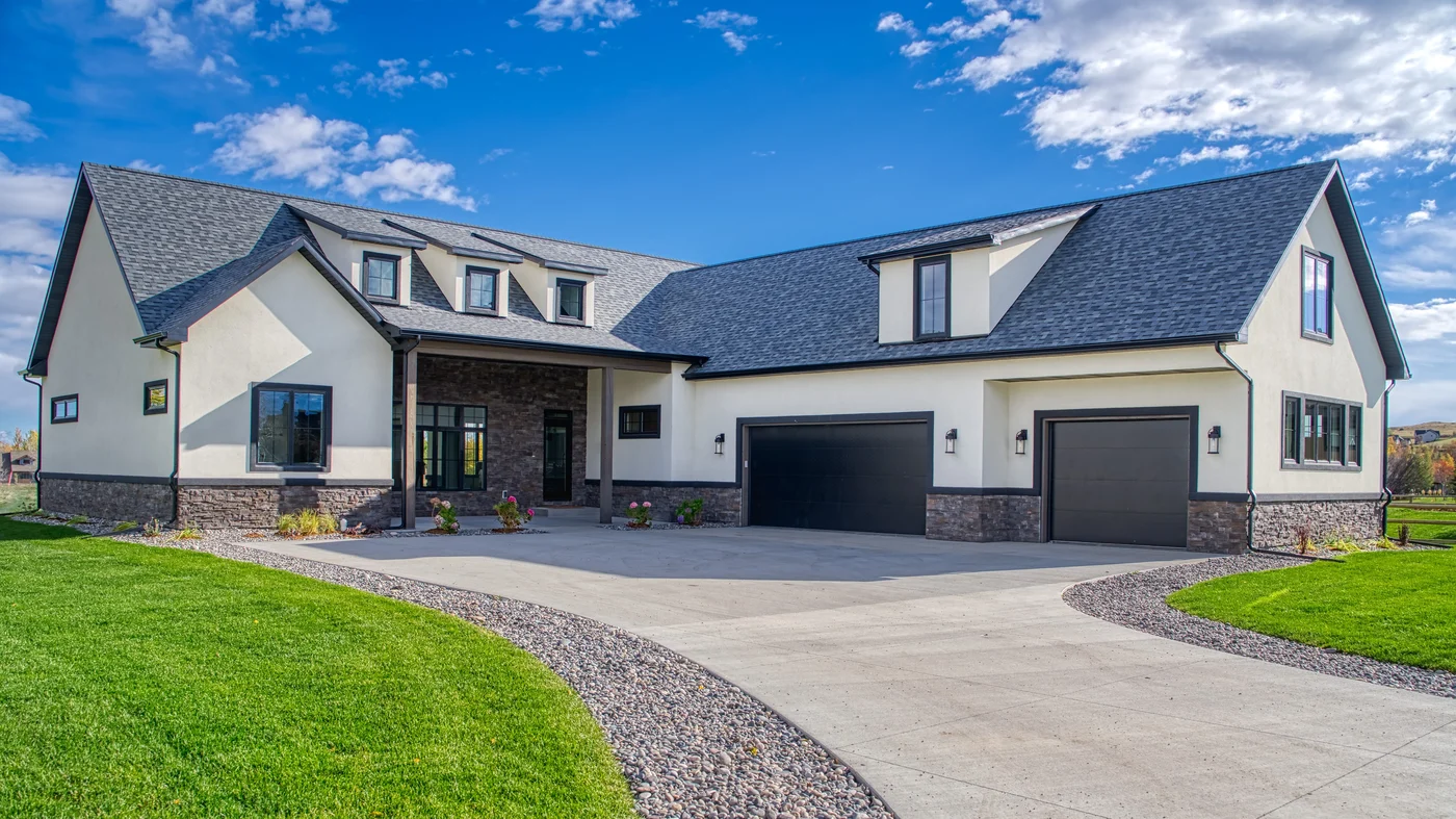 Modern Estate photo preview